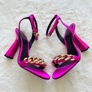 NWT!!! Versace women higher heels sandals size 37.5 Authentic Retail 1150$